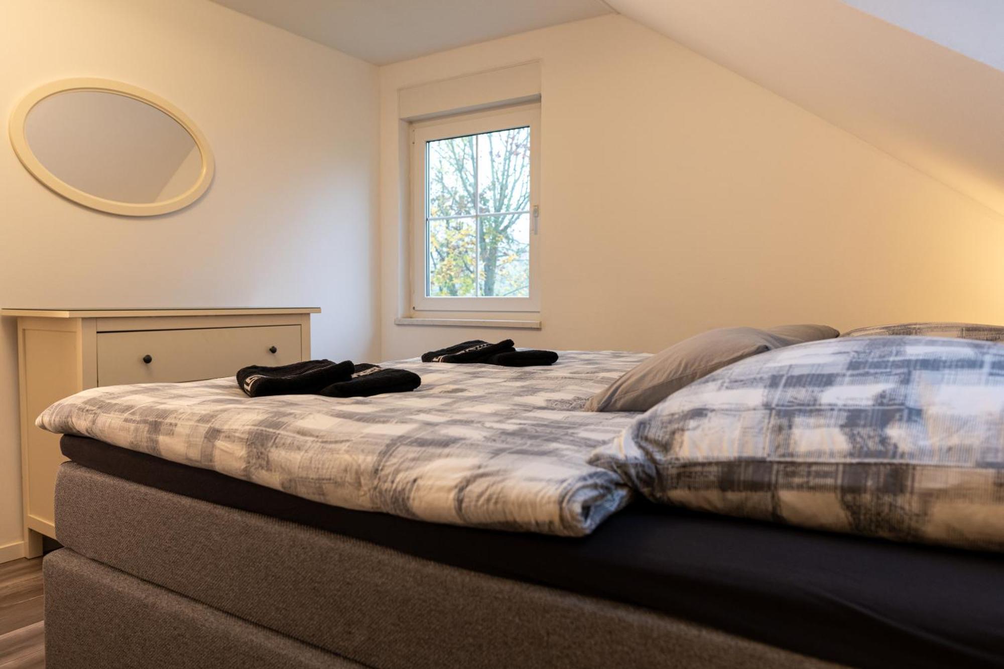 Ganzes Ferienhaus In Leipzig Mit Garage Und Fussbodenheizung 외부 사진