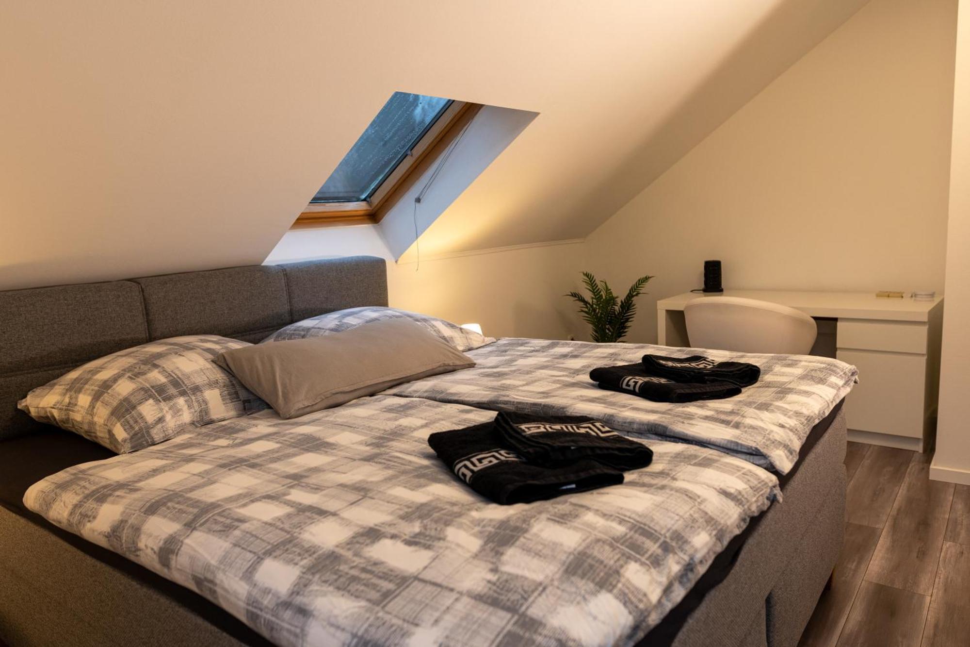 Ganzes Ferienhaus In Leipzig Mit Garage Und Fussbodenheizung 외부 사진