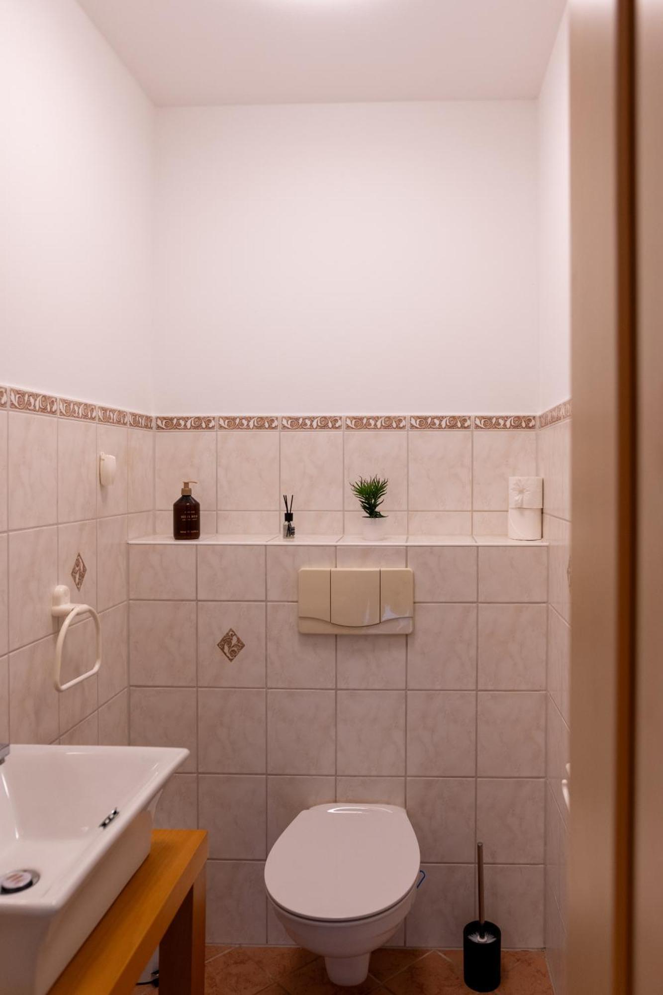 Ganzes Ferienhaus In Leipzig Mit Garage Und Fussbodenheizung 외부 사진