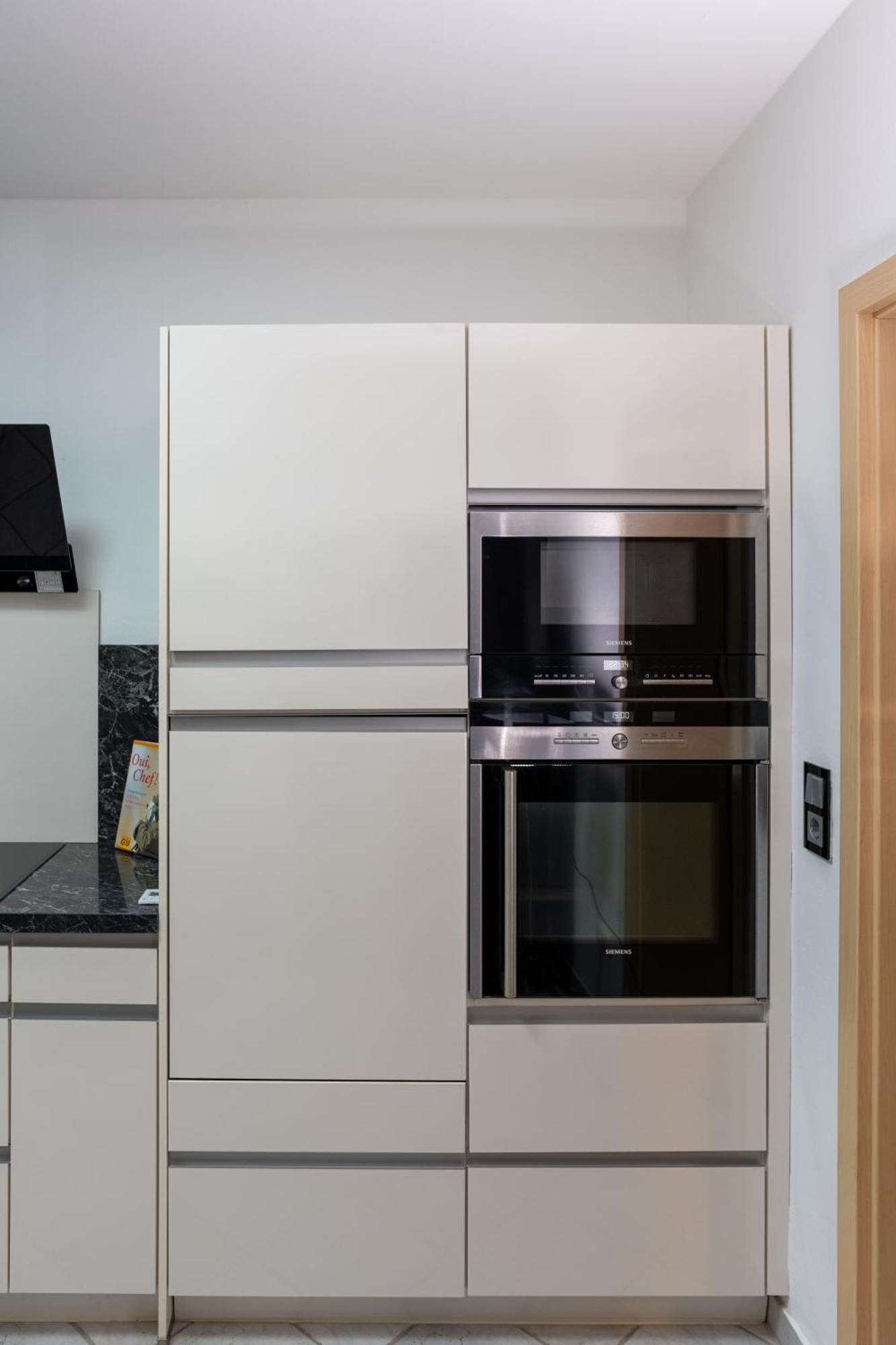 Ganzes Ferienhaus In Leipzig Mit Garage Und Fussbodenheizung 외부 사진